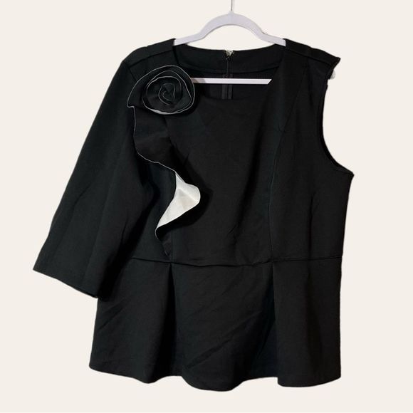 Eloquii || Black One Shoulder Top || 18 - Picture 1 of 2